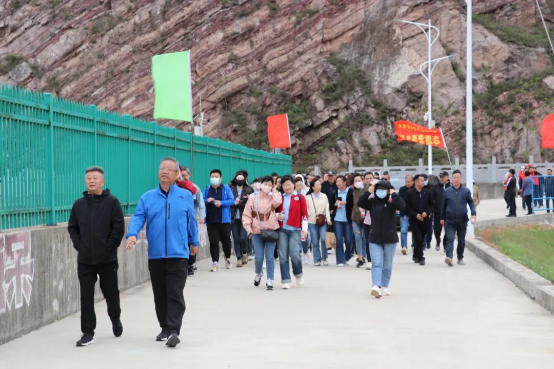 供水,傳真,︱,保護(hù),水源地,我們,在,行動(dòng),為, . 供水傳真︱保護(hù)水源地 我們?cè)谛袆?dòng)